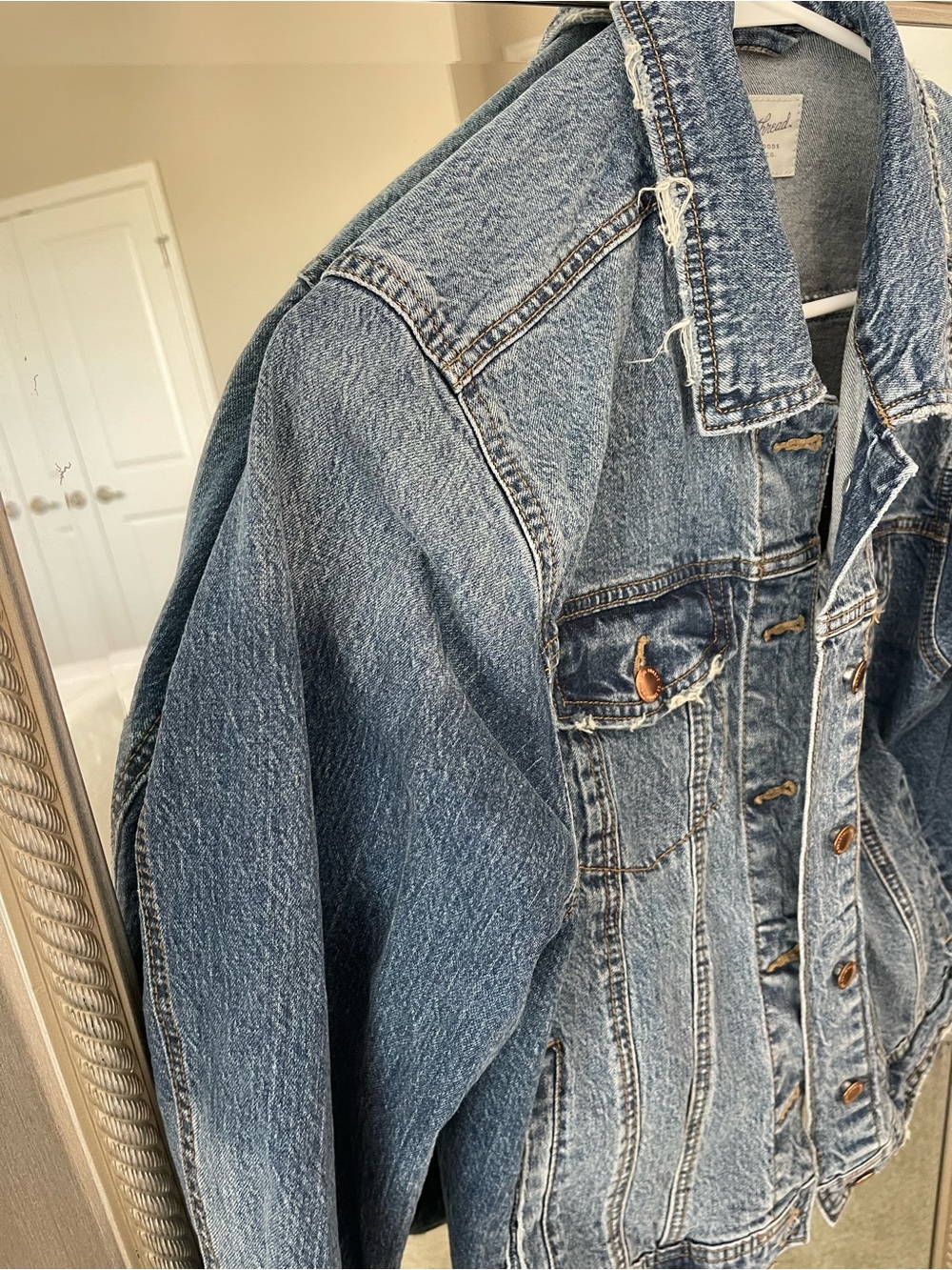 Universal Thread Denim Jacket - Picture 4 of 10